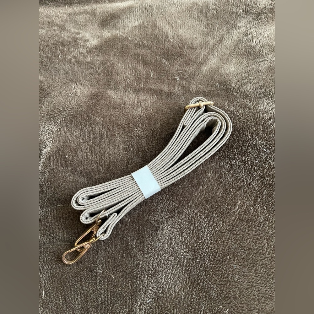 Taupe/Grey London Fog Purse Strap